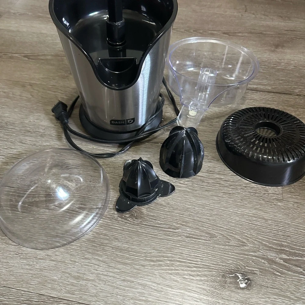 Ash Stainless Steel Electric Citrus Juicer in Silver and Clear